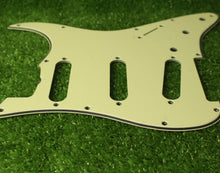 Load image into Gallery viewer, 59 - 62 Pickguard Replacement For Fender Strat Wide Bevel - Mint Green
