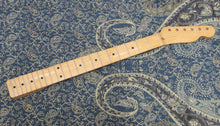 Load image into Gallery viewer, FNK-025 - Nitro Finish Vintage Replacement Maple Neck For 50&#39;s Telecaster
