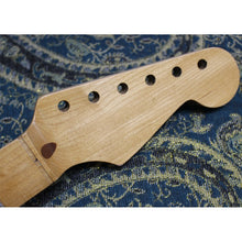 Load image into Gallery viewer, FNK-003- Nitro Finish Vintage Replacement Maple Neck For 50&#39;s Stratocaster
