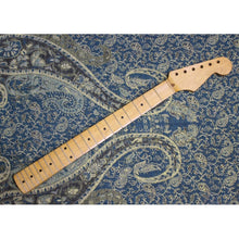 Load image into Gallery viewer, FNK-004 - Nitro Finish Vintage Replacement Maple Neck For 50&#39;s Stratocaster
