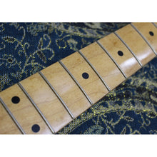 Load image into Gallery viewer, FNK-006 - Nitro Finish Vintage Replacement Maple Neck For 50&#39;s Stratocaster
