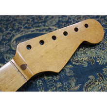 Load image into Gallery viewer, FNK-009- Aged Nitro Finish Vintage Replacement Maple Neck For 50&#39;s Stratocaster
