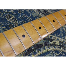 Load image into Gallery viewer, FNK-014- Nitro Finish Vintage Replacement Maple Neck For 50&#39;s Stratocaster
