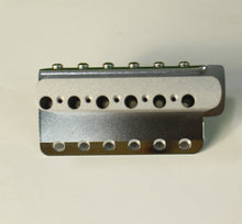 Load image into Gallery viewer, GOTOH GE101TSC Tremolo Bridge Steel Block For Stratocaster - Chrome
