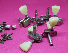 Load image into Gallery viewer, Aged Kluson Tuners w/ Clone Tuner Tip For 60 - 64 Les Paul ES335 Gibson
