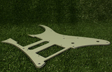 Load image into Gallery viewer, Pickguard for Ibanez Japan RG550 Jem RG HSH - Green 3 Ply
