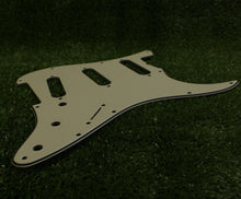 Load image into Gallery viewer, 59 - 62 Pickguard Replacement For Fender Strat Wide Bevel - Vintage Cream
