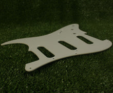 Load image into Gallery viewer, Pickguard For 50s 57 Strat For USA Mex Fender  - 1 Ply Parchment 2mm
