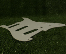 Load image into Gallery viewer, Pickguard For 50s 57 Strat For USA Mex Fender  - 1 Ply Parchment 2mm
