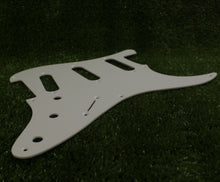 Load image into Gallery viewer, Pickguard For 50s 57 Strat For USA Mex Fender  - 1 Ply White 2mm
