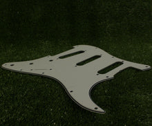 Load image into Gallery viewer, Standard Pickguard For 62 Strat For USA Mex Fender  - Parchment 3 Ply
