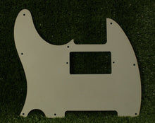 Load image into Gallery viewer, Telecaster Pickguard For USA Fender Tele w/ Humbucker - Parchment 3 Ply
