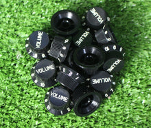 Load image into Gallery viewer, 50 pieces Strat Metric Volume Knobs Black Made in Korea
