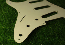 Load image into Gallery viewer, Aged 57 59 Pickguard For Fender Strat Wide Bevel Parchment - AGP24
