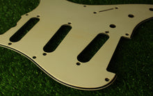 Load image into Gallery viewer, Aged 57 59 Pickguard For Fender Strat Wide Bevel 8 Holes Parchment White - AGP33
