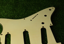 Load image into Gallery viewer, Aged 57 59 Pickguard For Fender Strat Wide Bevel 8 Holes Parchment White - AGP27
