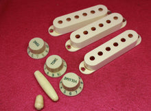 Load image into Gallery viewer, Aged Parchment White Pickup Covers Knobs Tip Set For Stratocaster PP176
