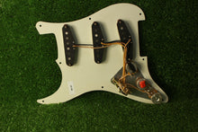 Load image into Gallery viewer, The Revival Pickups RPS1 Vintage Classic Pickup 50s Pickguard Assembly AB07
