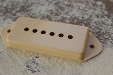 Load image into Gallery viewer, Aged P90 Dogear Pickup Cover Cream 50 mm
