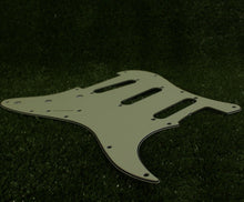 Load image into Gallery viewer, Standard Pickguard For 62 Strat For USA Mex Fender  - Mint Green
