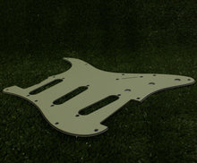 Load image into Gallery viewer, Standard Pickguard For 62 Strat For USA Mex Fender  - Mint Green
