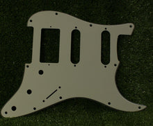 Load image into Gallery viewer, Pickguard For 62 HSS Strat Humbucker Cover Version  - Parchment
