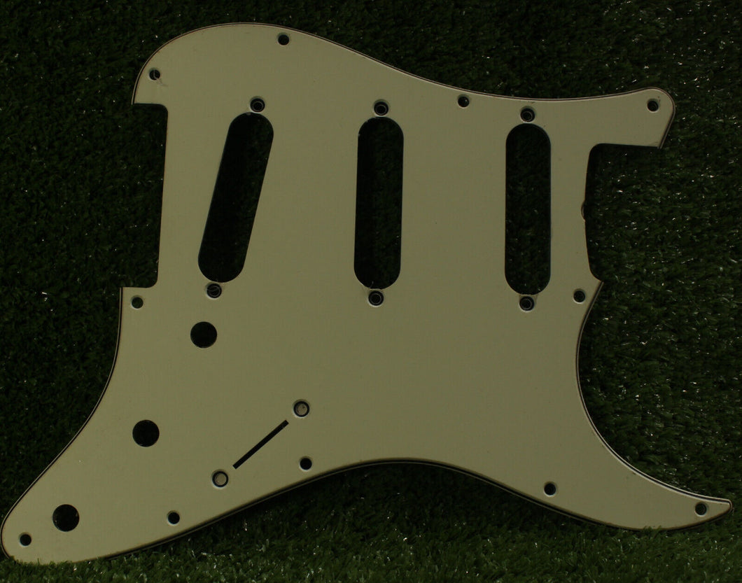 Montreux Guitars 62 Strat Pickguard For USA Mex Fender  - Mint Ivory