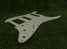 Load image into Gallery viewer, Pickguard For 64 Modern HSS Strat Humbucker Cover Version  - Parchment
