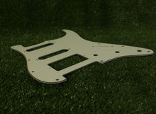 Load image into Gallery viewer, Pickguard For 64 Modern HSS Strat Humbucker Cover Version  - Cream
