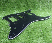 Load image into Gallery viewer, Pickguard For 62 HSS Strat Humbucker Cover Version  - Black
