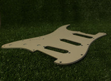 Load image into Gallery viewer, Pickguard For Lefty 64 Strat For Left Handed USA Fender - Cream
