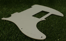 Load image into Gallery viewer, Telecaster Pickguard For USA Fender Tele w/ Humbucker - Parchment 1 Ply
