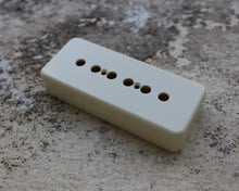 Load image into Gallery viewer, Montreux Guitars Vintage Bone White Soapbar P90 Pickup Cover 50mm
