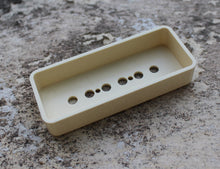 Load image into Gallery viewer, Montreux Guitars Vintage Bone White Soapbar P90 Pickup Cover 50mm
