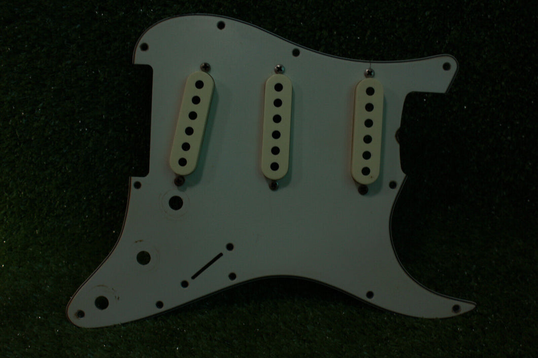 Aged 65 66 67 Parchment Pickguard For Strat with Ivory Knobs Covers  APG99