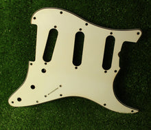 Load image into Gallery viewer, Aged 68 69 Pickguard Pearloid Back For Strat AGP109 - Parchment
