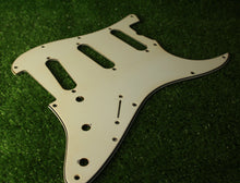 Load image into Gallery viewer, Aged 68 69 Pickguard Pearloid Back For Strat AGP109 - Parchment
