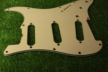 Load image into Gallery viewer, Aged 68 69 Pickguard Pearloid Back For Strat AGP108 - Vintage Cream
