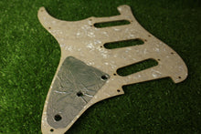 Load image into Gallery viewer, Aged 68 69 Pickguard Pearloid Back For Strat AGP108 - Vintage Cream
