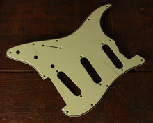 Load image into Gallery viewer, Celluloid Pickguard Real Nitrate 3 Ply For Lefty 64 Stratocaster
