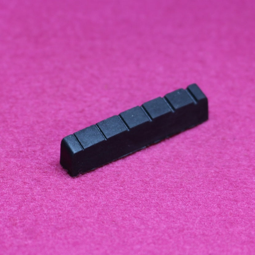 GN-035 - Precut Slotted Plastic Guitar Nut For Les Paul - 43mm